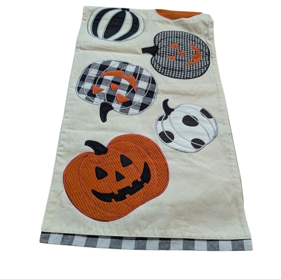 FAO Schwarz Halloween Table Runner Pumkins Corduroy Cotton Preppy Cottagecore - Picture 2 of 6